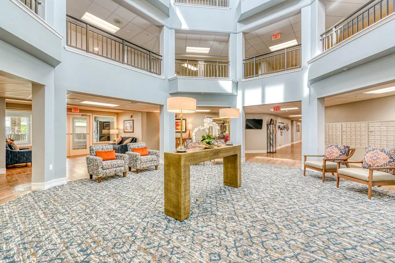 Solstice Senior Living at Lee's Summit - senior living in Lee's Summit, Missouri - photo 7