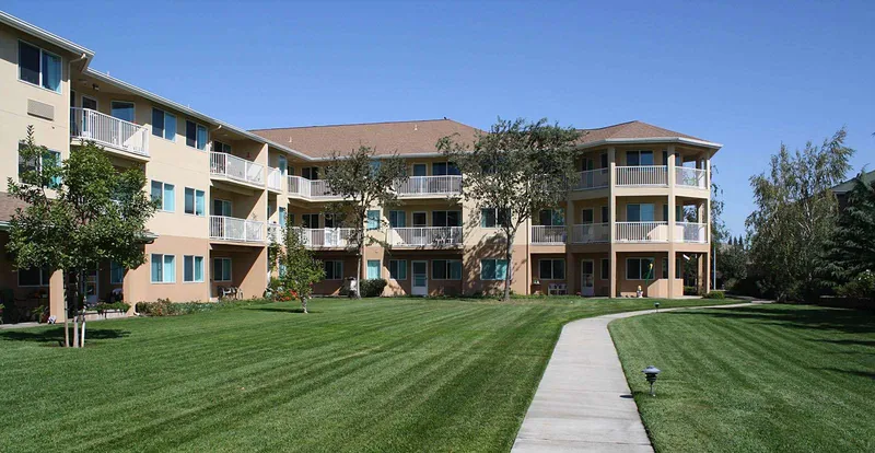 Solstice Senior Living at Lodi photo 7