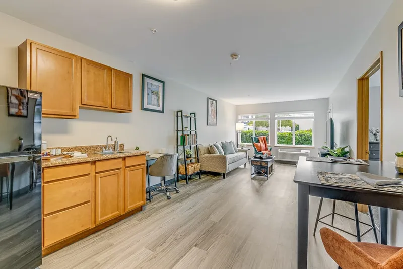 Solstice Senior Living at Normandy Park photo 3