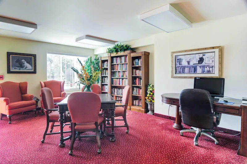 Somerset Senior Living photo 7