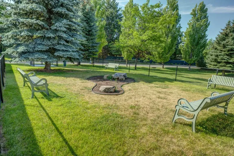 South Hill Village photo 10