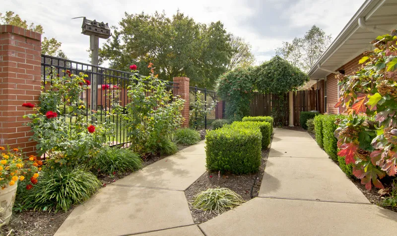 South Pointe Senior Living photo 3