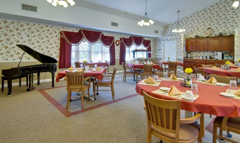Spencer Place Senior Living - Assisted Living, Skilled Nursing Facility (SNF), Hospice Care, Adult Day Care, Respite Care in St. Peters, Missouri