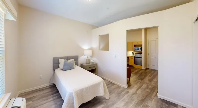 Spring Lake Assisted Living & Memory Care - senior living in Paris, Texas - photo 3