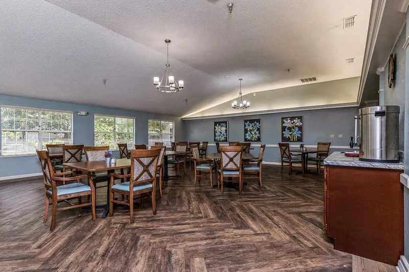 Strake Court photo 7