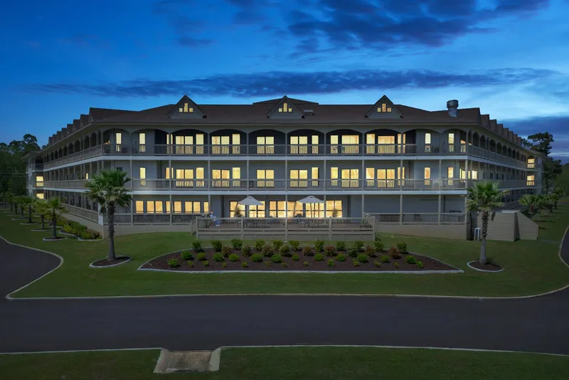 SummerHouse Bay Cove photo 9