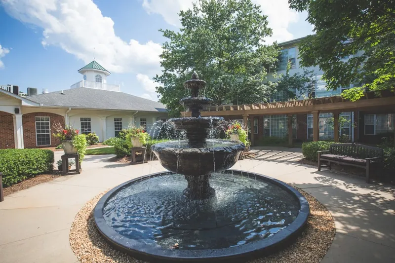 Summit Hills photo 7