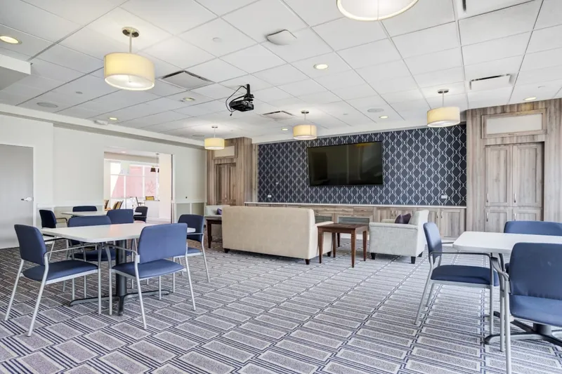 Summit of Uptown photo 5