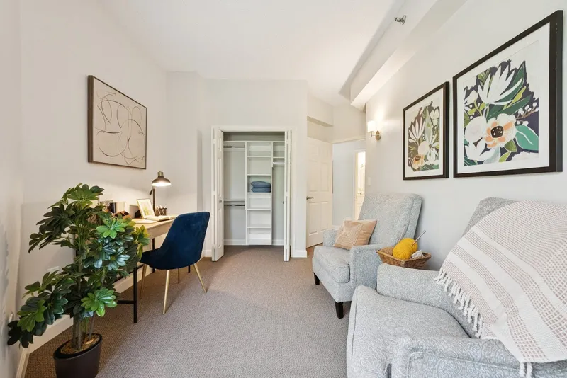 Sunrise at Bluemont Park photo 9