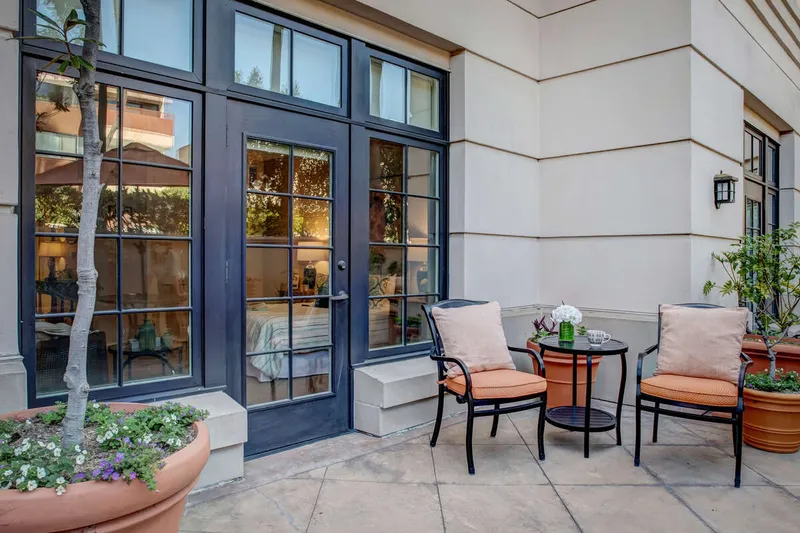 Sunrise of Beverly Hills photo 8