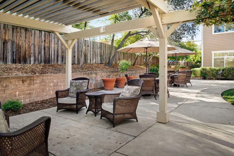 Sunrise of Fair Oaks photo 4