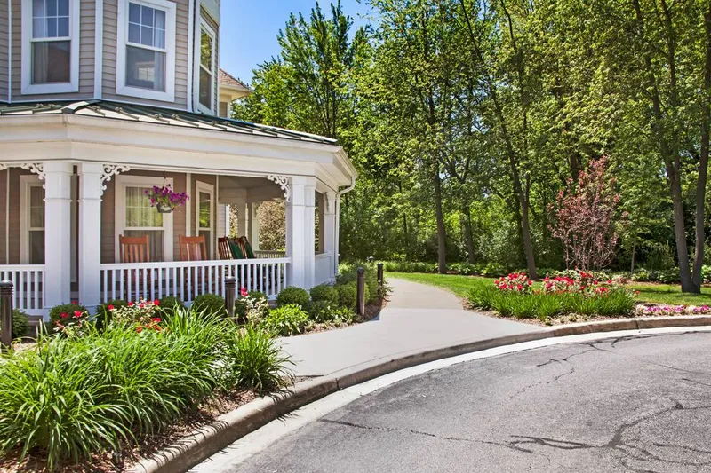 Sunrise of Flossmoor photo 6