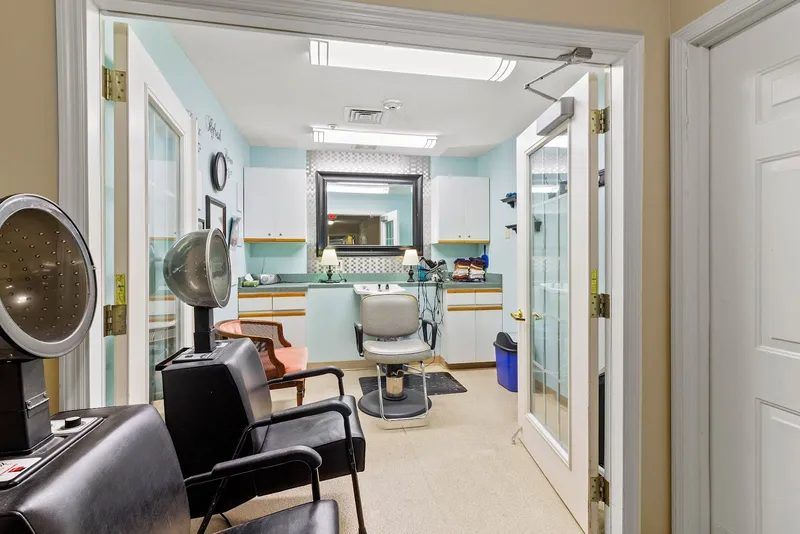 Taylor Place photo 6