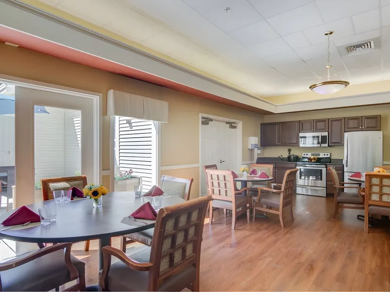 The Atrium at Cardinal Drive photo 2