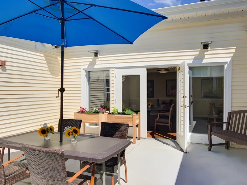 The Atrium at Cardinal Drive photo 5