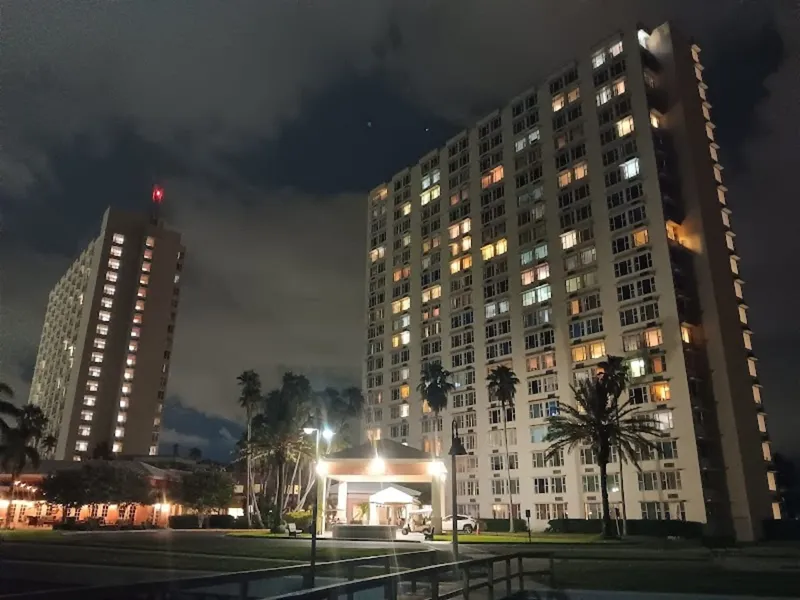 The Barclay at Pasadena photo 2