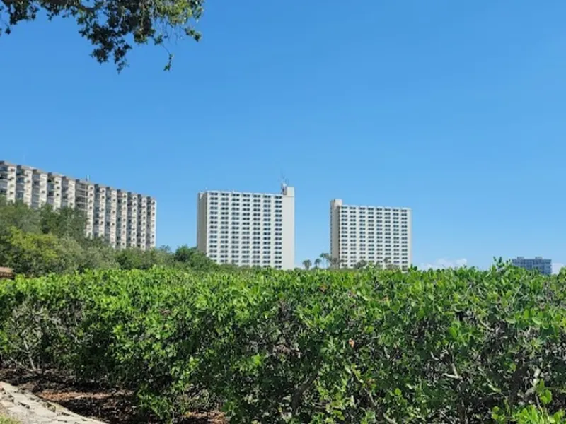 The Barclay at Pasadena photo 6