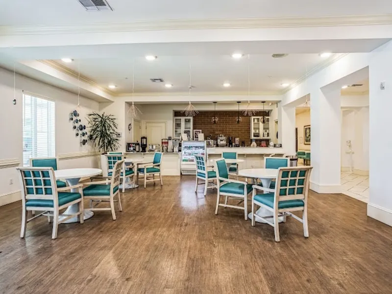 The Blake at Colonial Club photo 8