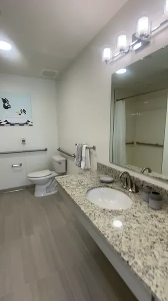 The Capstone at Royal Palm Senior Living photo 8