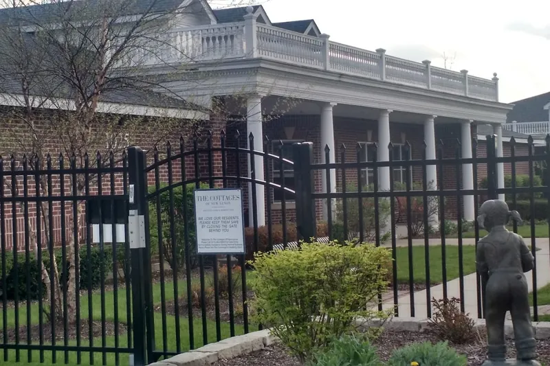 The Cottages of New Lenox photo 3