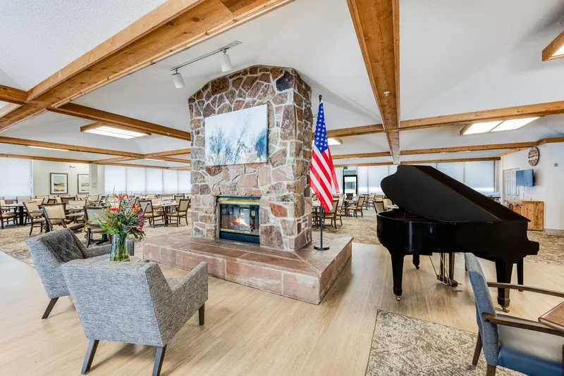 The Courtyard at Lakewood photo 8