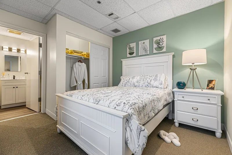 The Devon Senior Living photo 7