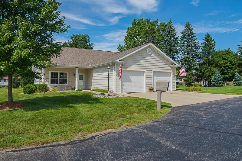 The Elms at Michigan City photo 5