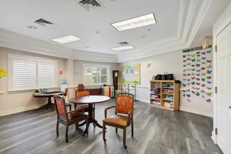 The Estates at Charlottesville Senior Living - senior living in Charlottesville, Virginia - photo 2