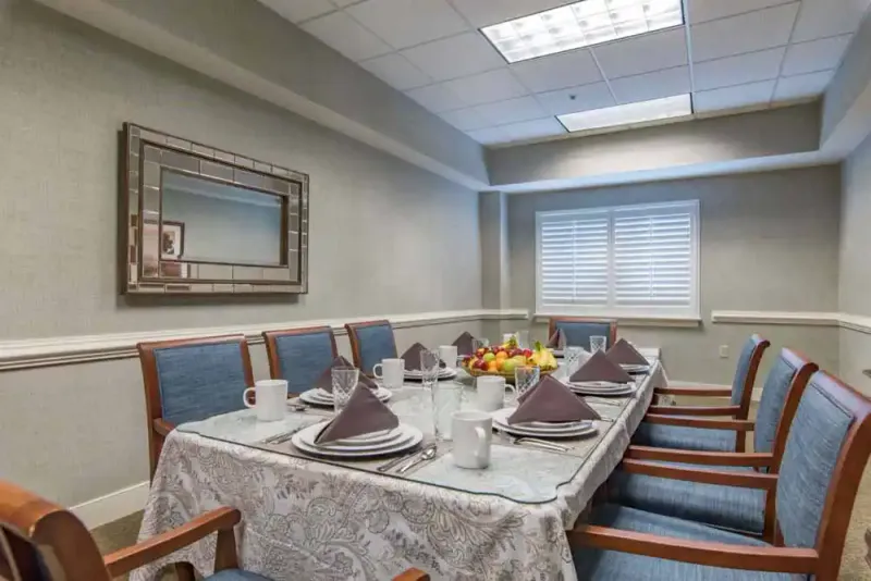 The Estates at Charlottesville Senior Living - senior living in Charlottesville, Virginia - photo 5