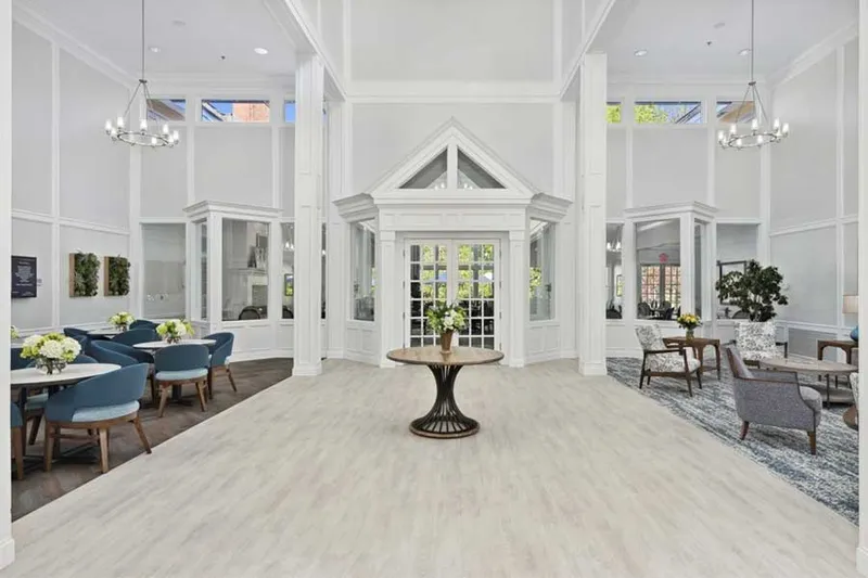 The Estates at Knightsbridge - senior living in Columbus, Ohio - photo 4