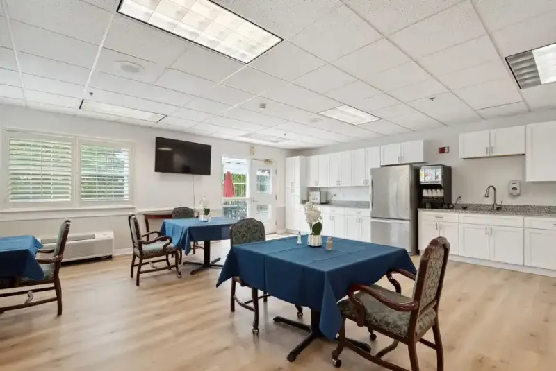 The Estates at West End Senior Living - senior living in Richmond, Virginia - photo 6