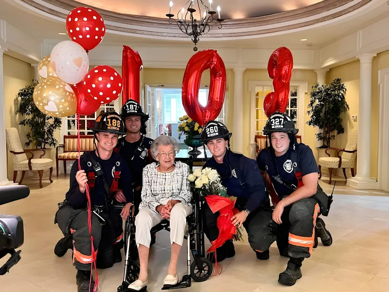 The Glenview at Pelican Bay photo 5