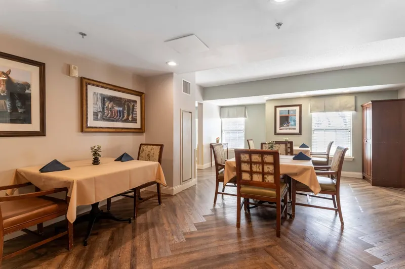 The Grove at Midtown - senior living in Tulsa, Oklahoma - photo 10