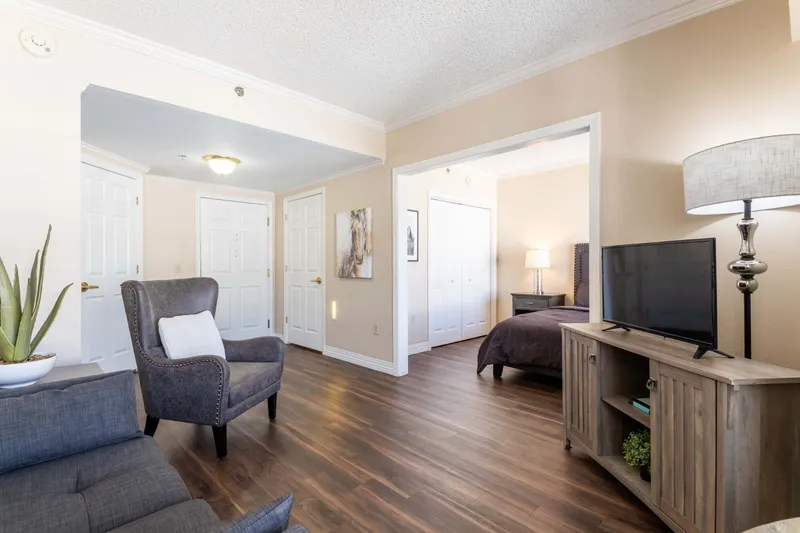 The Grove at Midtown - senior living in Tulsa, Oklahoma - photo 12