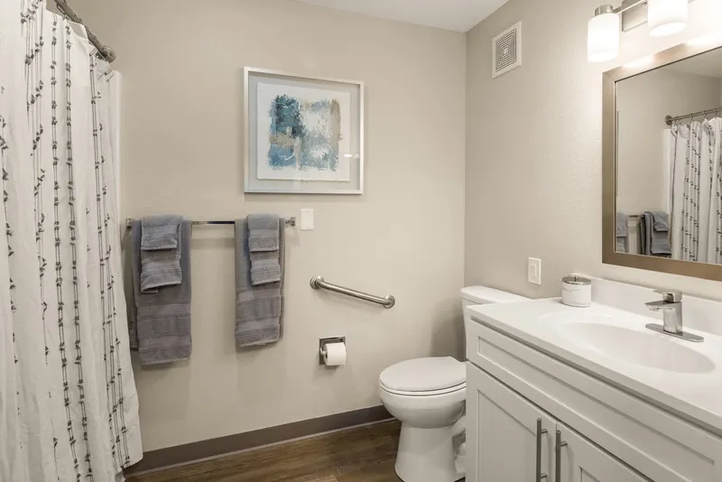 The Hampshire photo 2