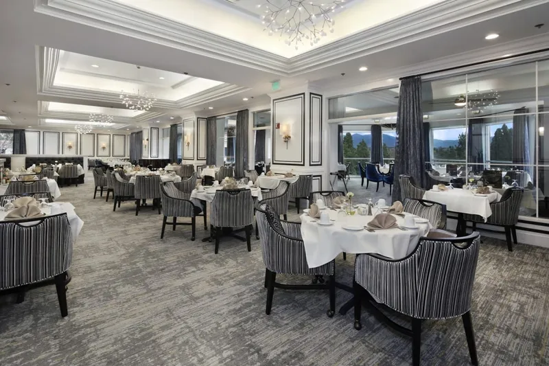 The Ivy at Wellington photo 3