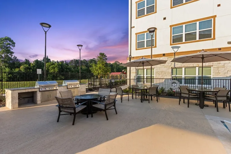 The Lakes at Woodhaven Village photo 10