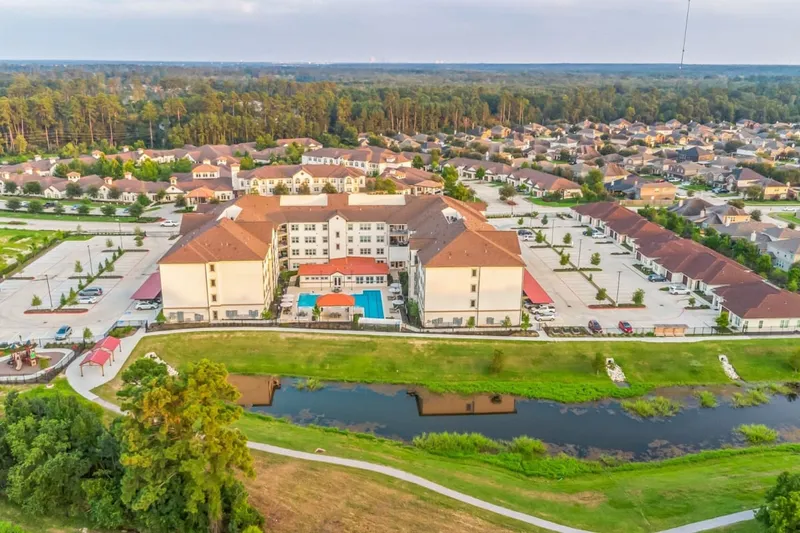 The Lakes at Woodhaven Village photo 8