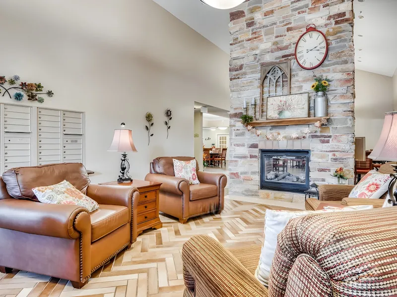 The Meadowlands - senior living in O'Fallon, Missouri - photo 4
