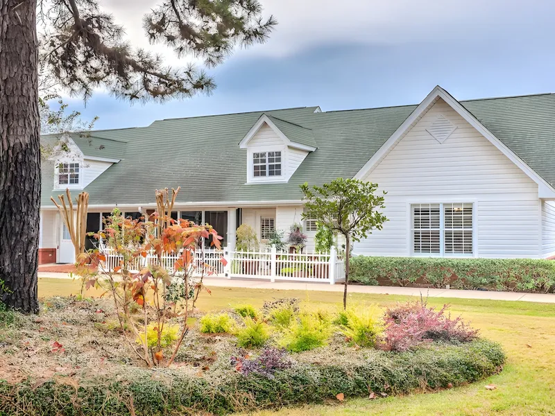 The Neighborhood at Grove Park photo 4