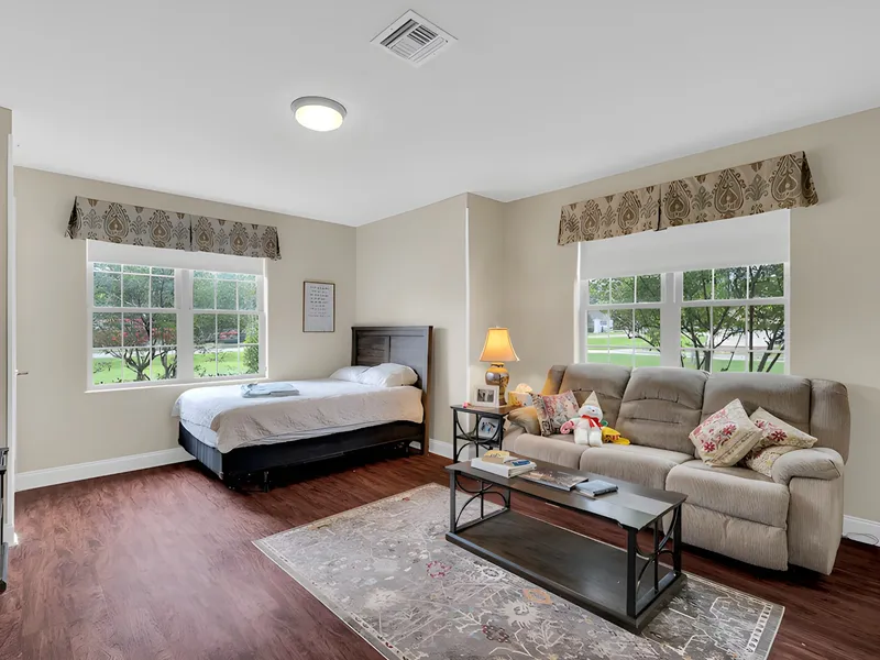 The Pearl at Jamestown photo 5