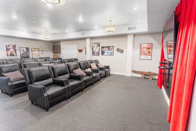 The Pointe at Meridian photo 6