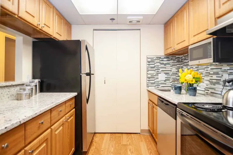 The Pointe at Teaneck Senior Living - senior living in Teaneck, New Jersey - photo 8