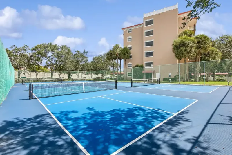 The Pointe at West Palm Senior Living - senior living in West Palm Beach, Florida - photo 3