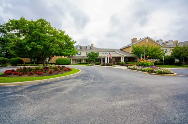 The Pointe Lodge and Place - senior living in Newark, Delaware - photo 2