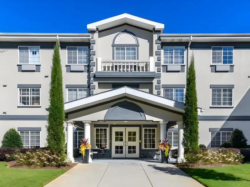 The Retreat at Sandy Springs photo 2