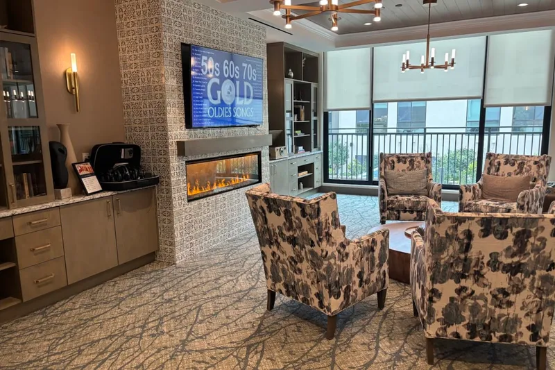 The Ridge at Westlake Village photo 5