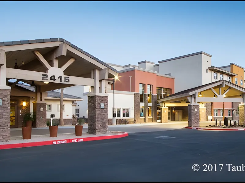 The Summit at Sunland Springs