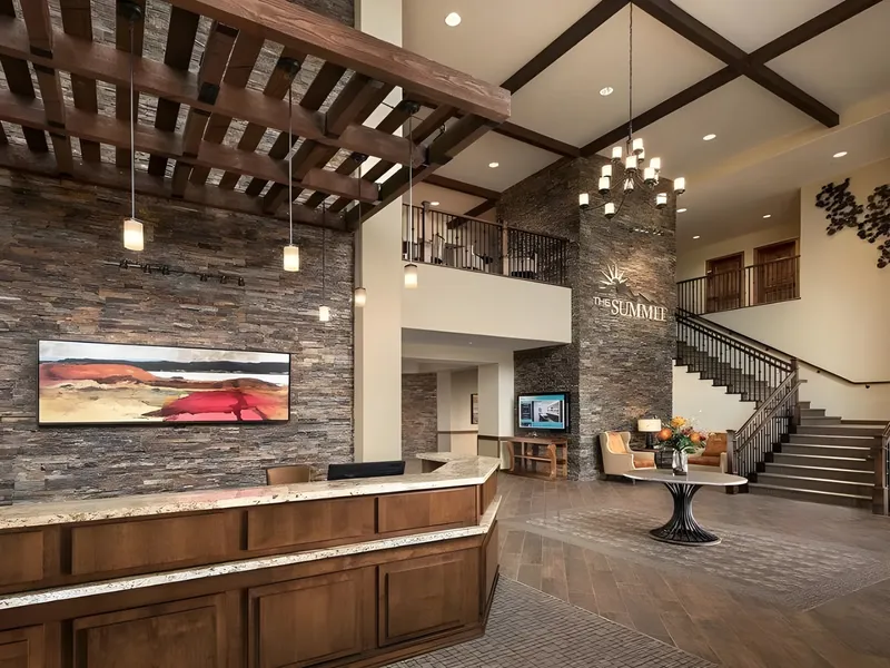 The Summit at Sunland Springs photo 2