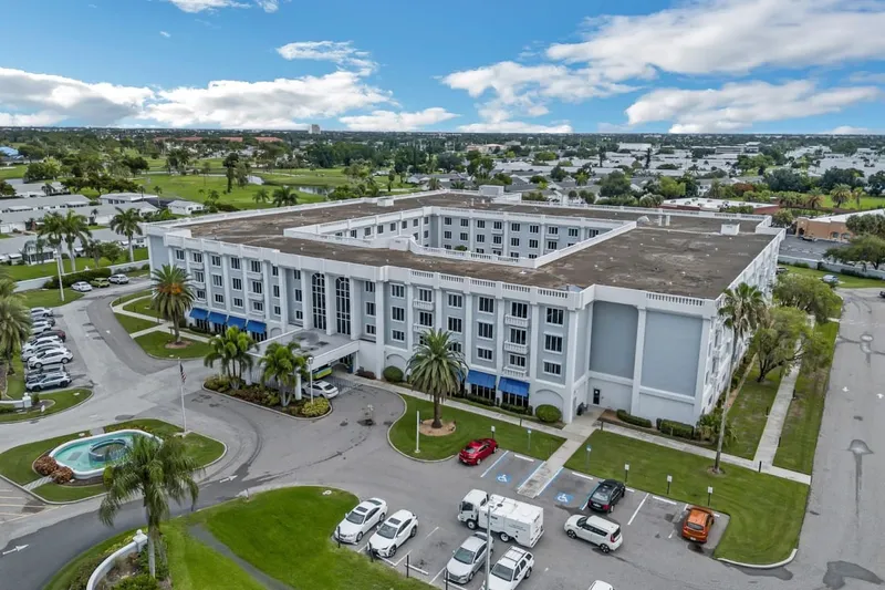 The Summit of Fort Myers photo 3